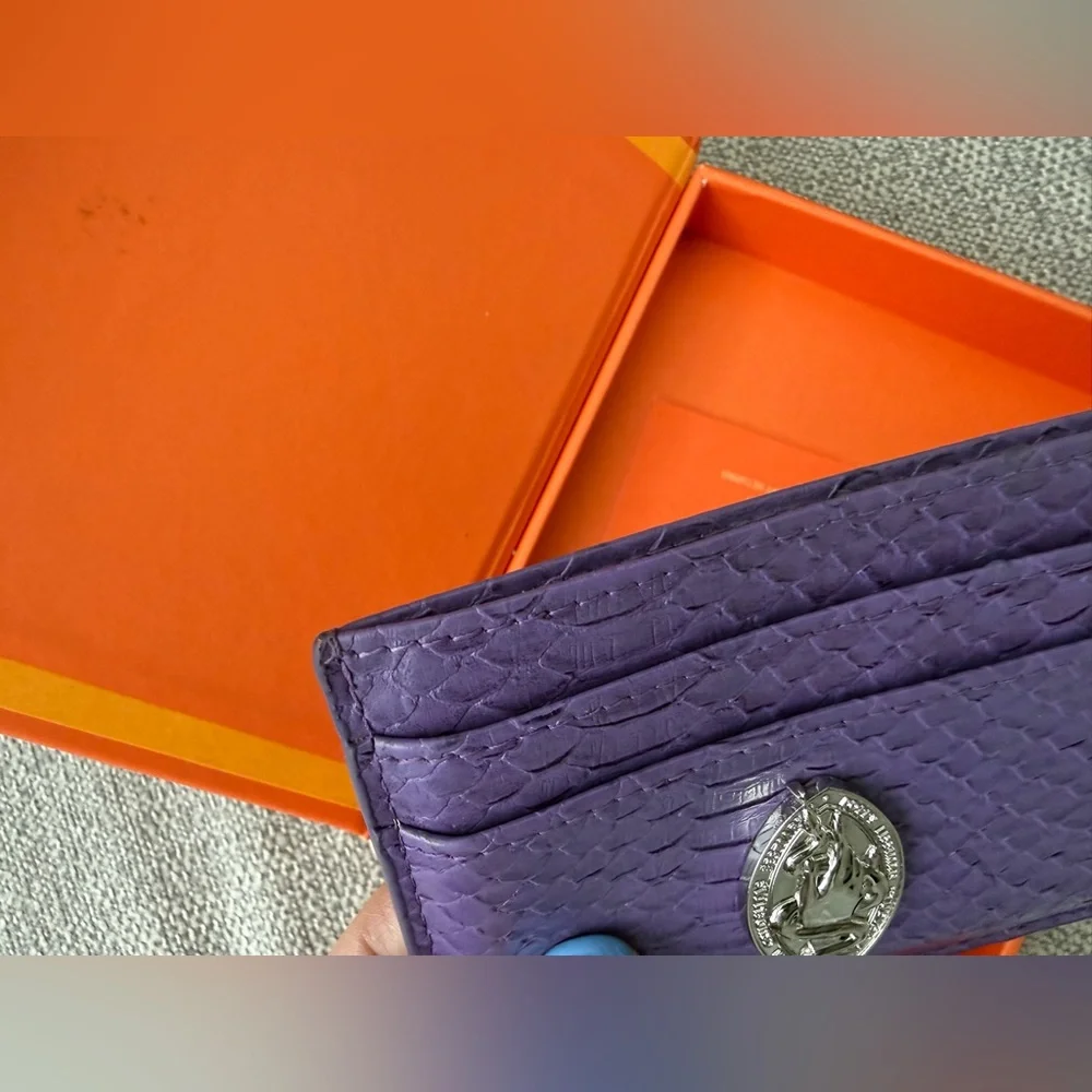 Poppy Lissiman Card Holder - Picture 6 of 6